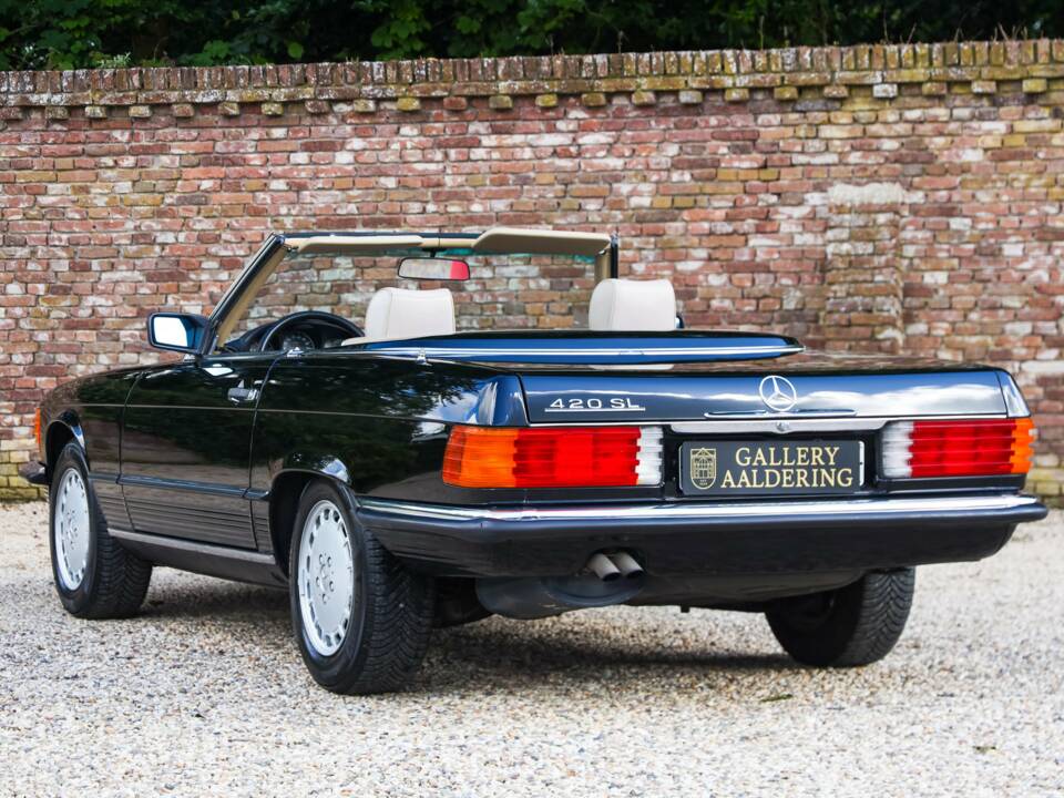 Image 36/50 de Mercedes-Benz 420 SL (1986)