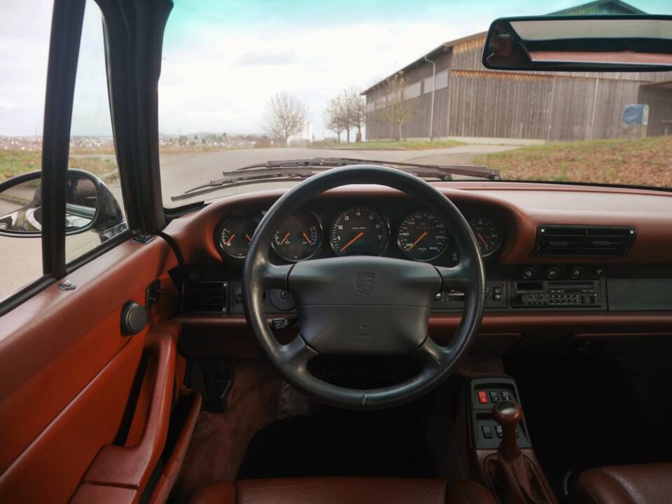 Image 10/34 of Porsche 911 Carrera (1997)