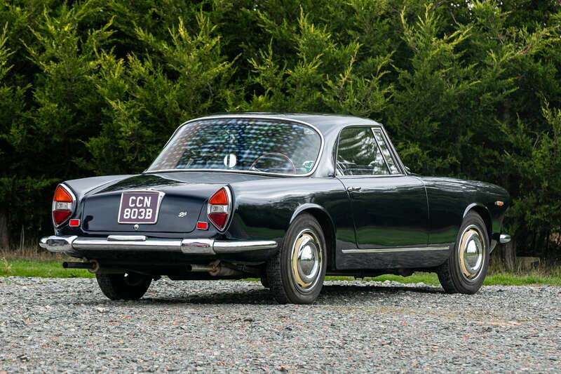 Bild 4/37 von Lancia Flaminia GTL 2.8 3C Touring (1964)