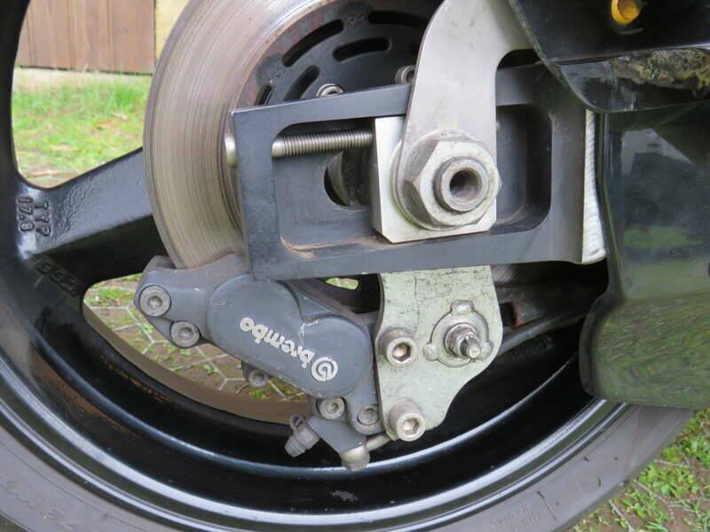 Image 36/44 of Norton F1 (1990)