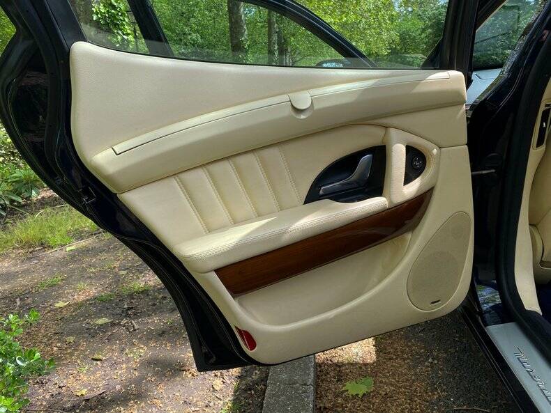 Bild 30/50 von Maserati Quattroporte 4.2 (2008)