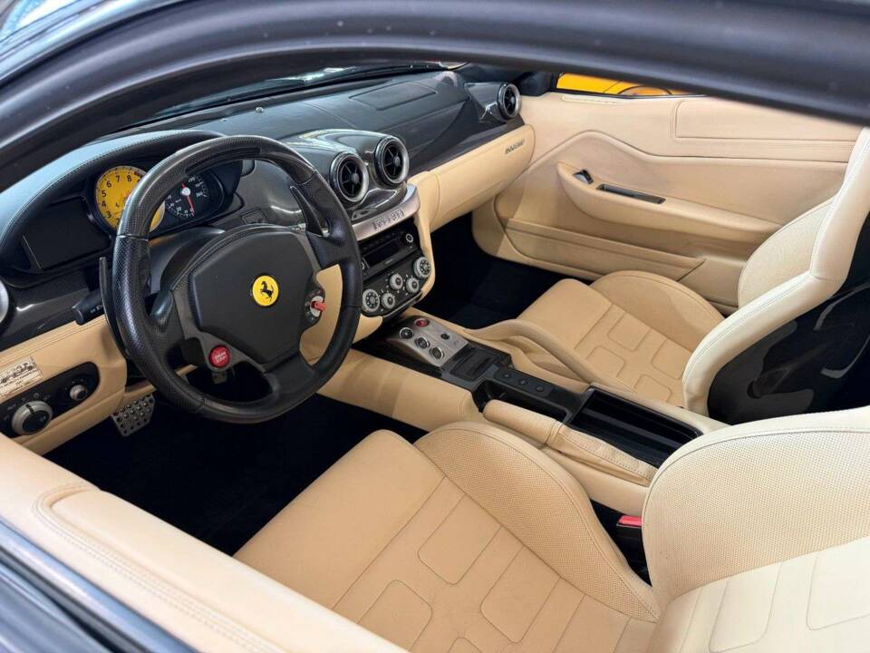 Bild 37/40 von Ferrari 599 GTB (2009)
