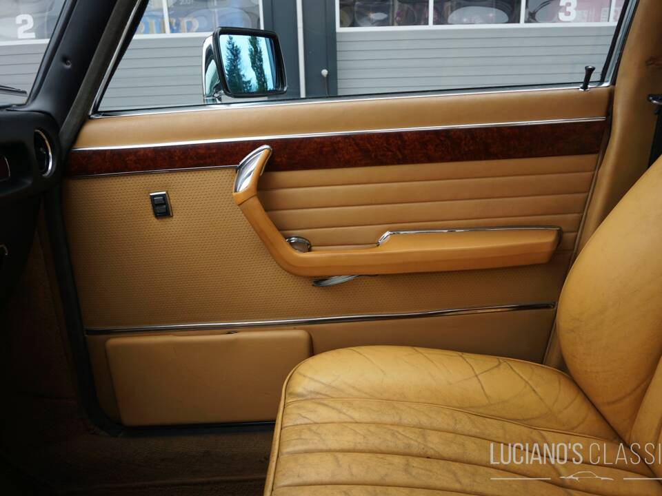 Immagine 48/76 di BMW 3,3 L (1975)