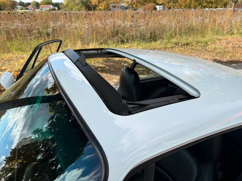 Bild 25/40 von Porsche 911 Carrera (1993)