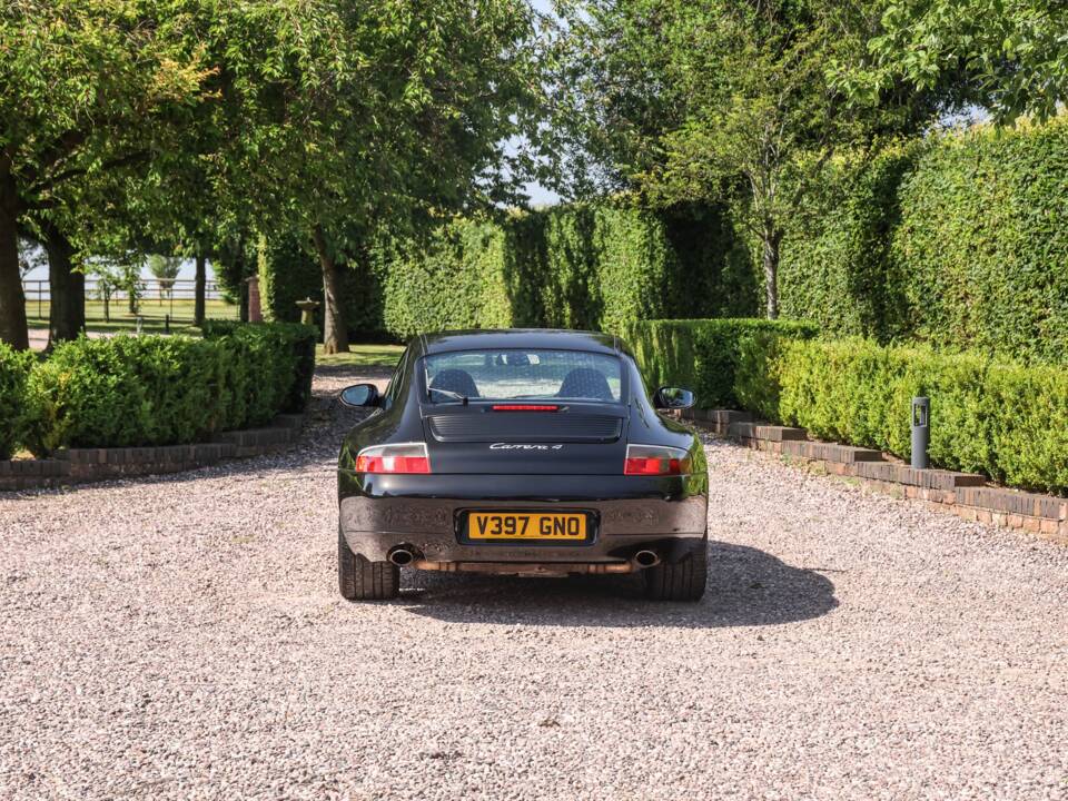 Afbeelding 9/43 van Porsche 911 Carrera 4 (1999)