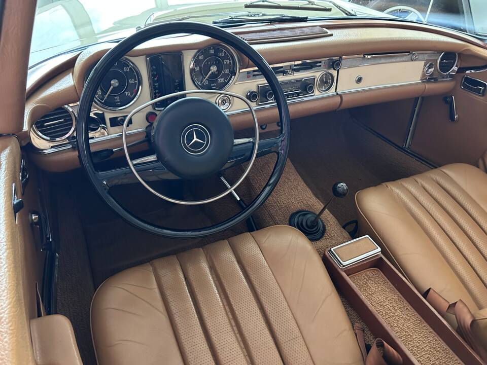 Imagen 9/31 de Mercedes-Benz 280 SL (1969)