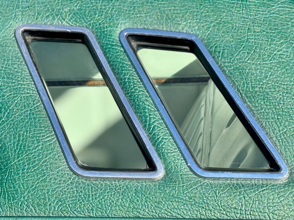 Image 17/19 of Ford Elite (1976)