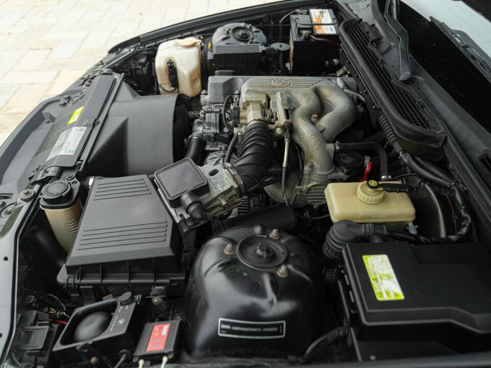 Image 45/50 of BMW 318 (1994)