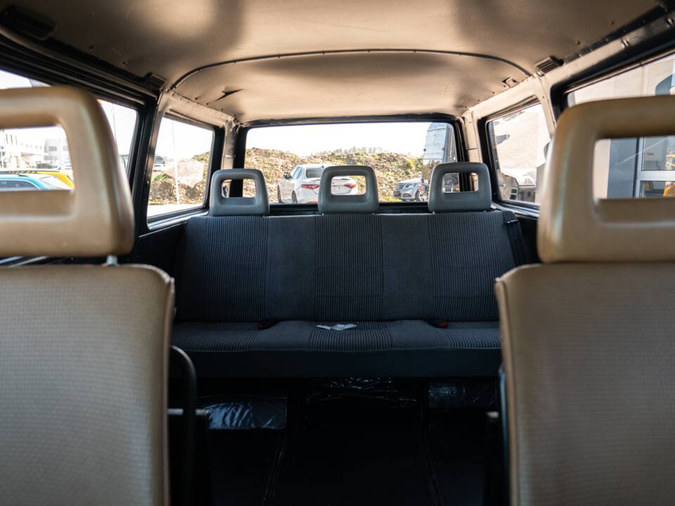 Bild 13/16 von Volkswagen T3 Kombi 1.6 D (1985)