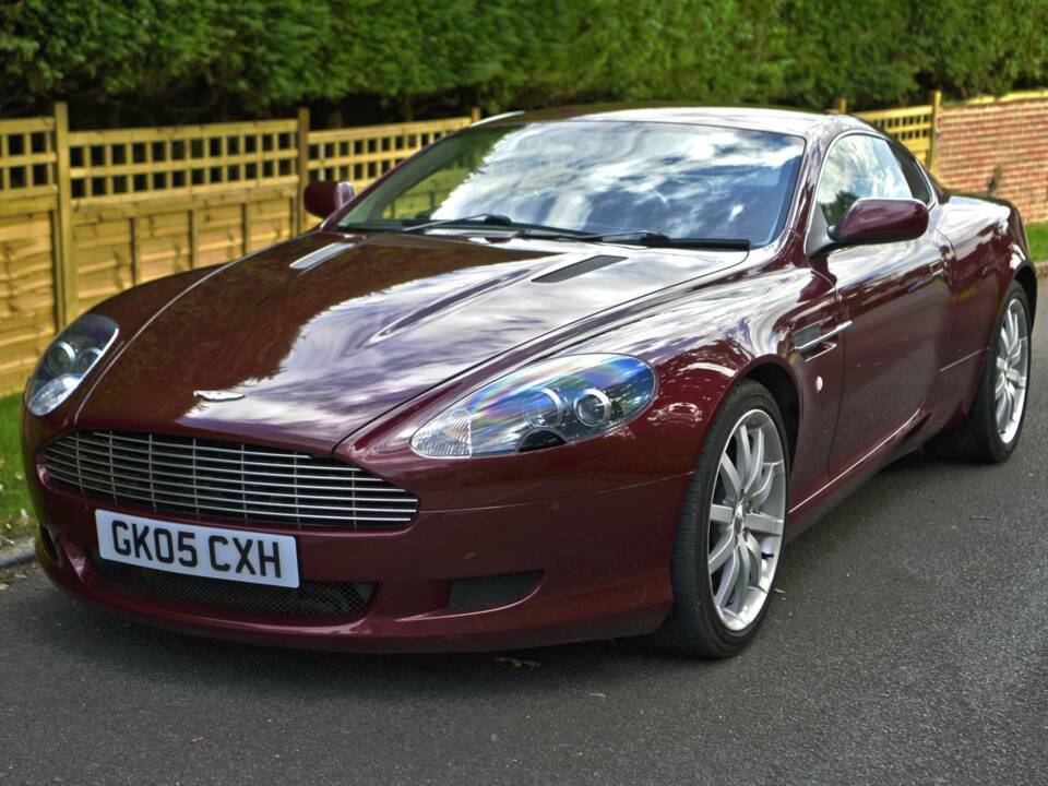 Bild 5/50 von Aston Martin DB 9 (2005)