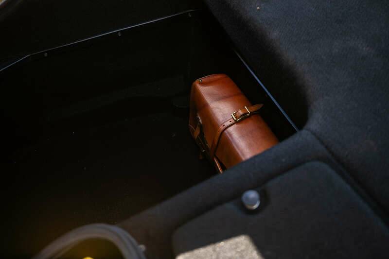Image 34/46 of Ferrari 348 TB (1992)