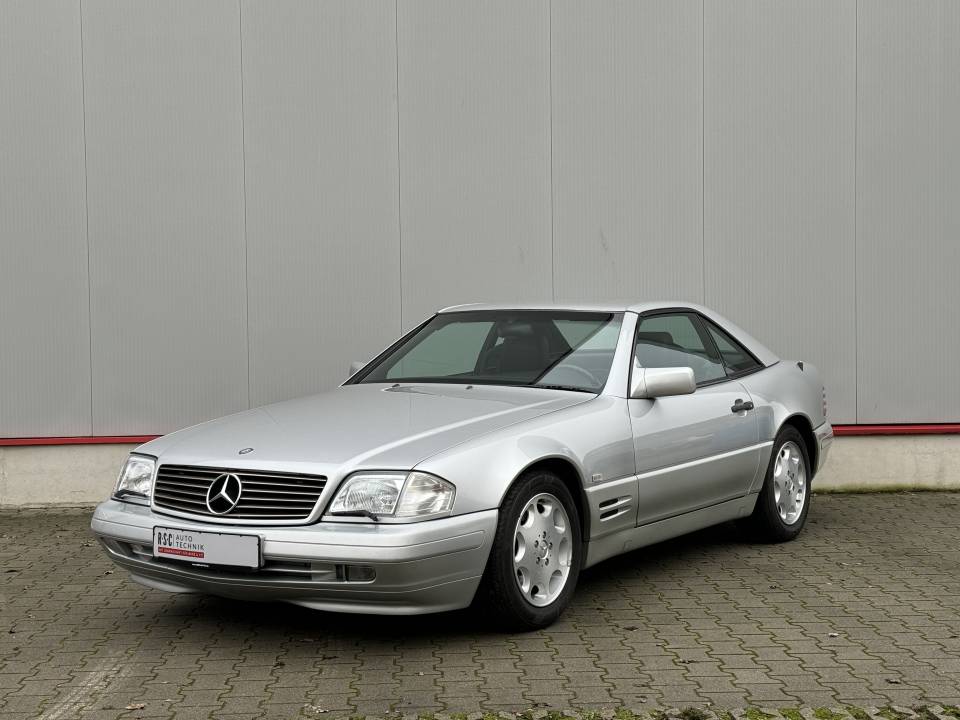 Bild 1/37 von Mercedes-Benz SL 500 (1996)