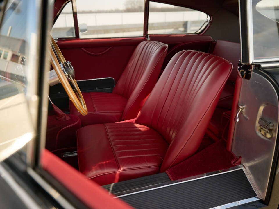 Bild 14/22 von Aston Martin DB 2&#x2F;4 Mk III (1958)