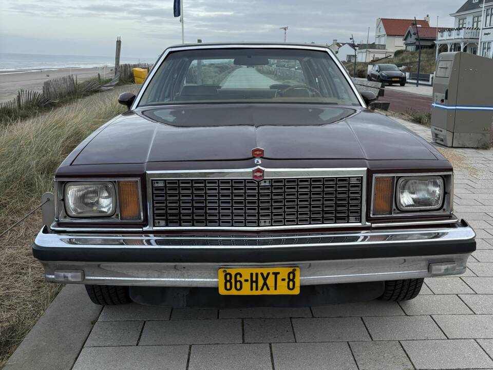 Bild 4/8 von Chevrolet Malibu Classic Sedan (1978)