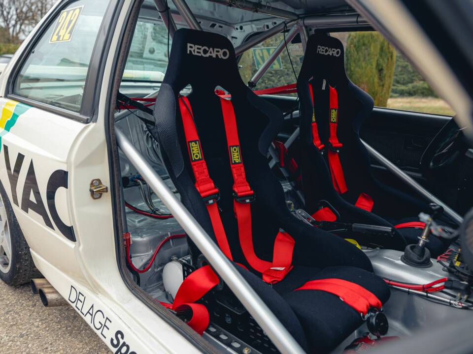 Image 33/56 de BMW M3 (1988)