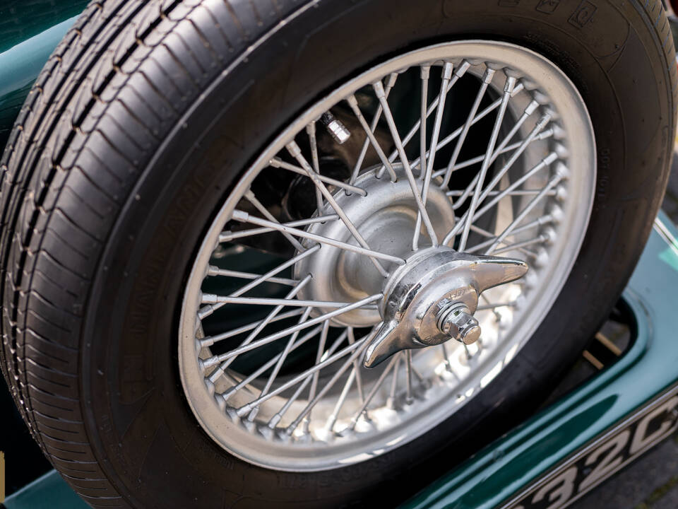 Immagine 11/47 di Burlington Arrow (1965)