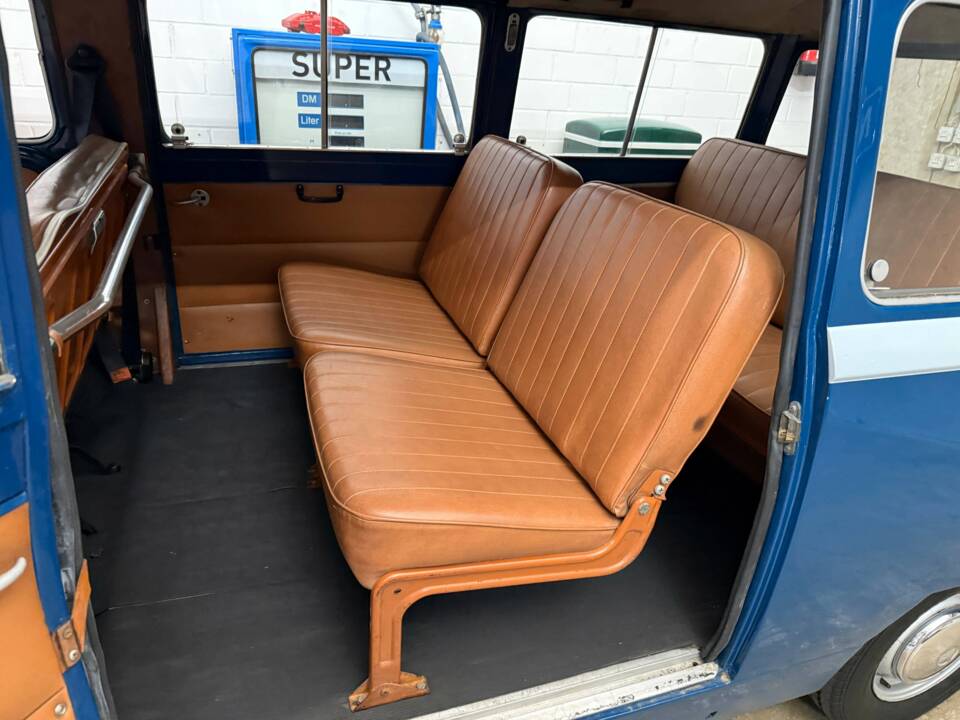 Image 19/23 of FIAT 850 Familiare (1966)