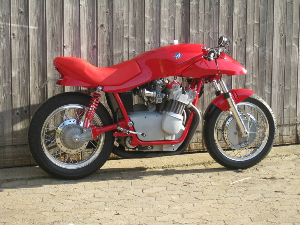 Image 10/10 de MV Agusta DUMMY (1977)