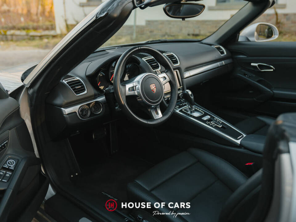 Image 25/46 of Porsche Boxster (2012)