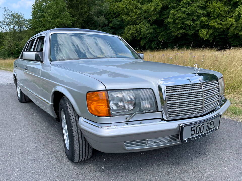 Image 1/24 of Mercedes-Benz 500 SEL (1982)