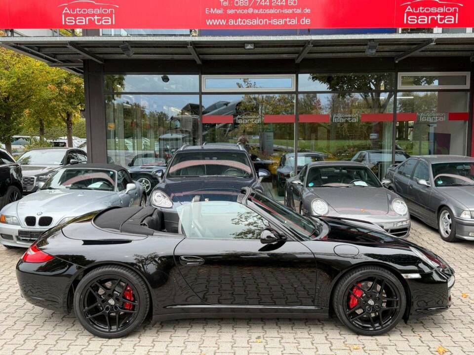 Bild 8/15 von Porsche 911 Carrera 4S (2010)