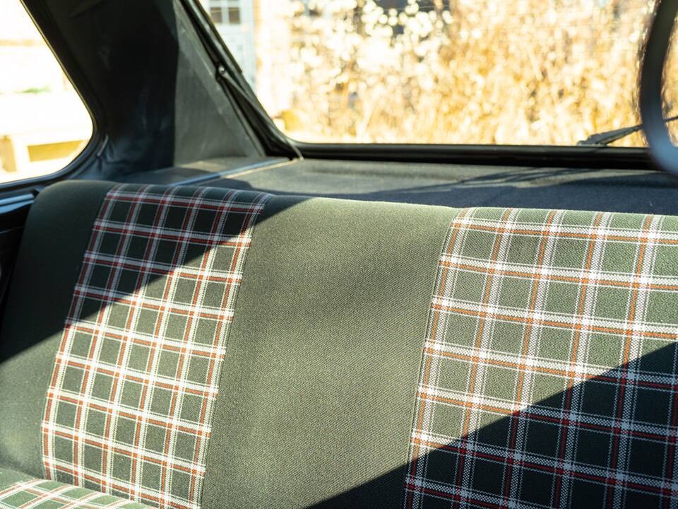 Bild 37/54 von Volkswagen Golf Mk I GTI 1.6 (1980)