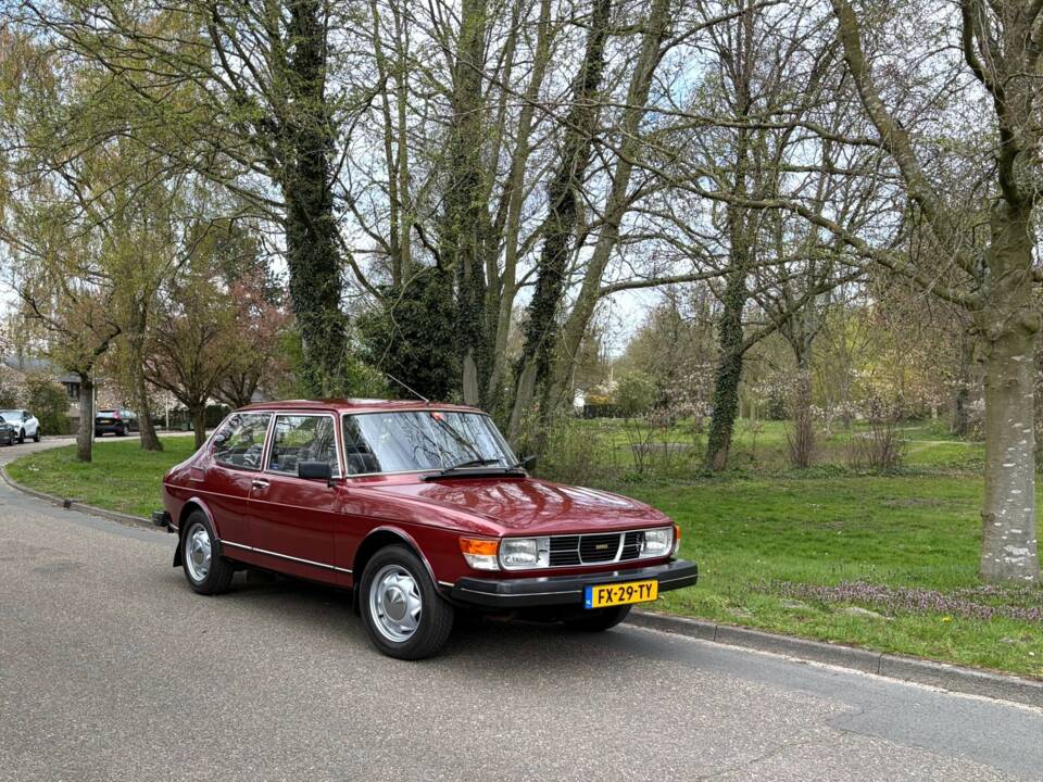Image 7/24 of Saab 99 (1980)