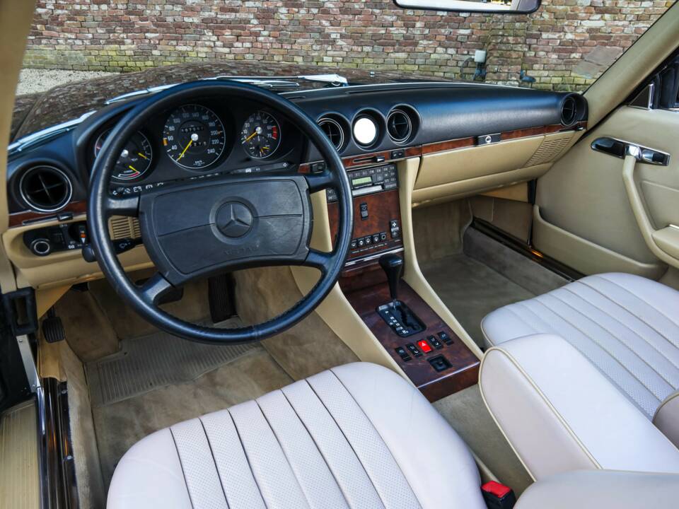 Image 42/50 de Mercedes-Benz 420 SL (1986)