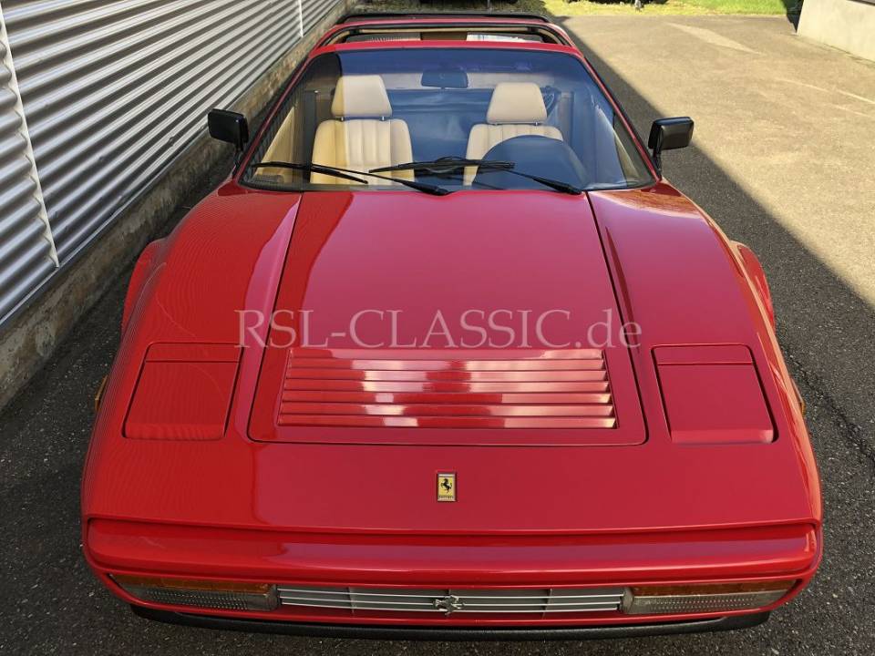 Immagine 5/30 di Ferrari 328 GTS (1986)