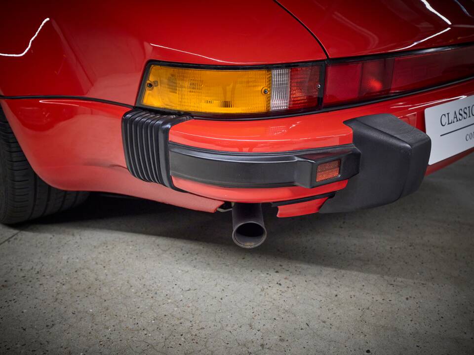 Immagine 35/96 di Porsche 911 Speedster 3.2 (1989)