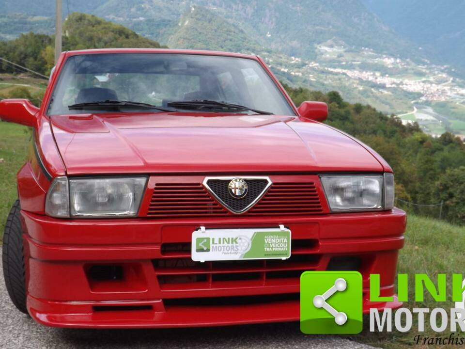 Immagine 8/10 di Alfa Romeo 75 1.8 Turbo Evoluzione (1992)