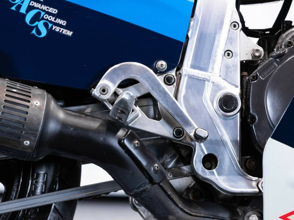 Bild 36/50 von Suzuki GSX-R 1100 (1986)