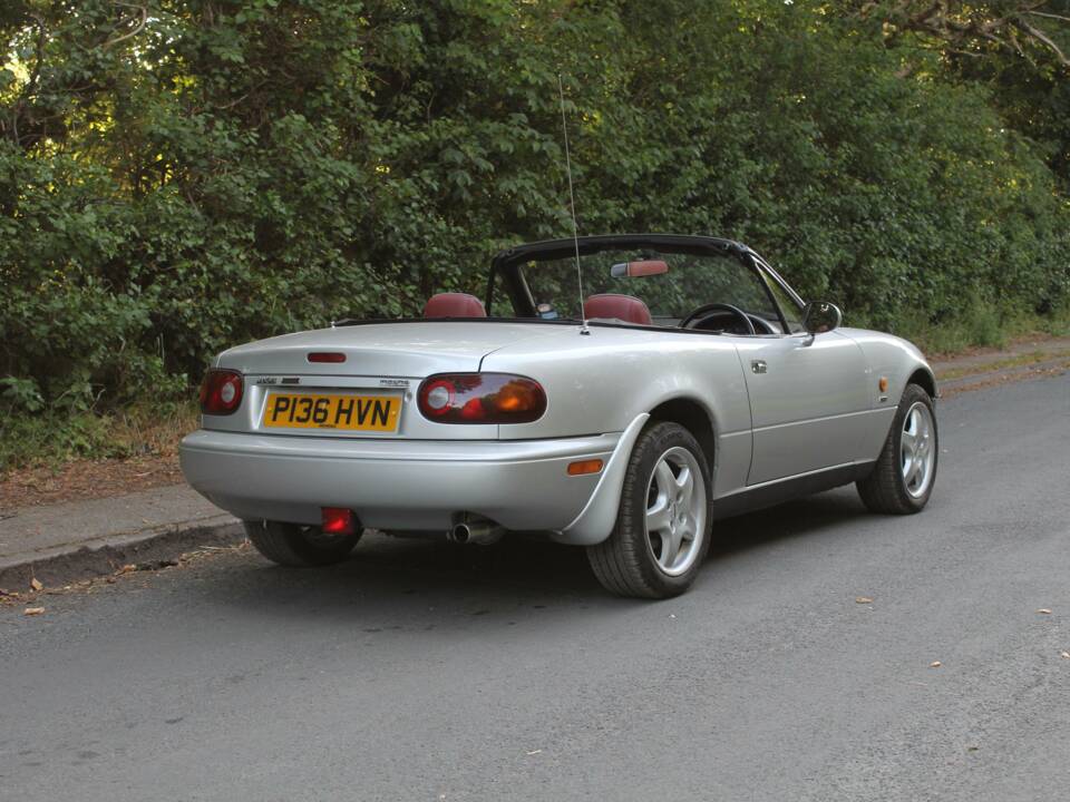 Afbeelding 6/17 van Mazda MX-5 1.8 (1997)