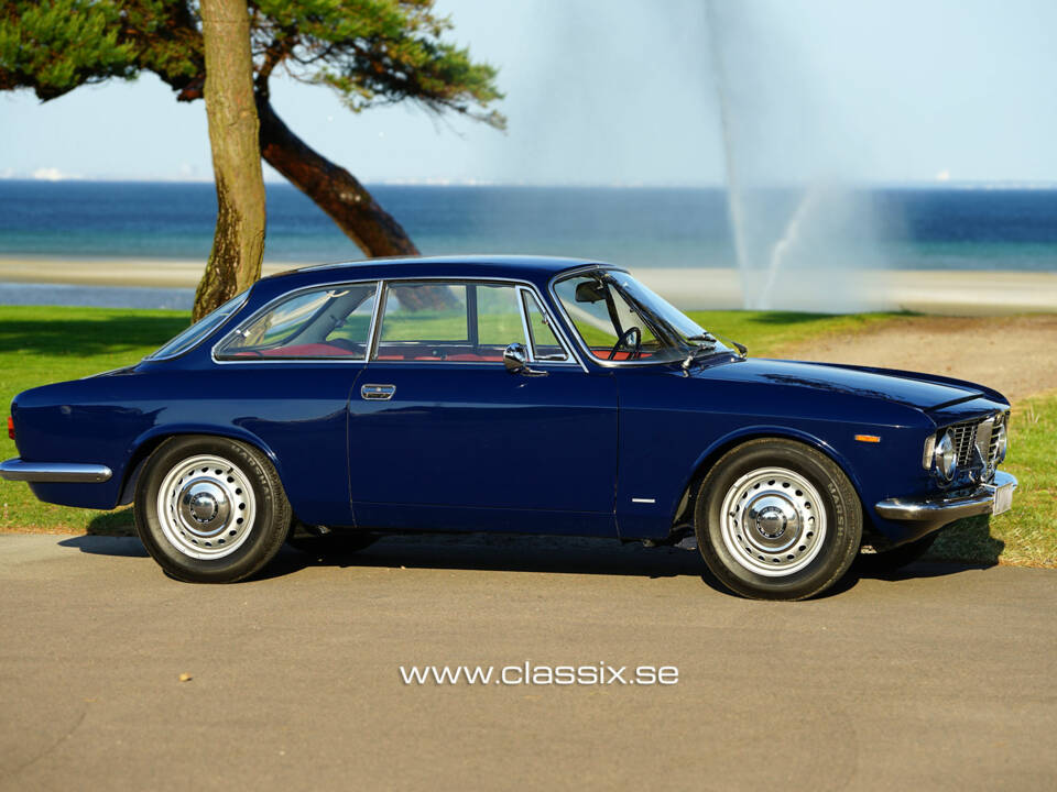 Immagine 14/26 di Alfa Romeo Giulia 1600 Sprint GT (1966)