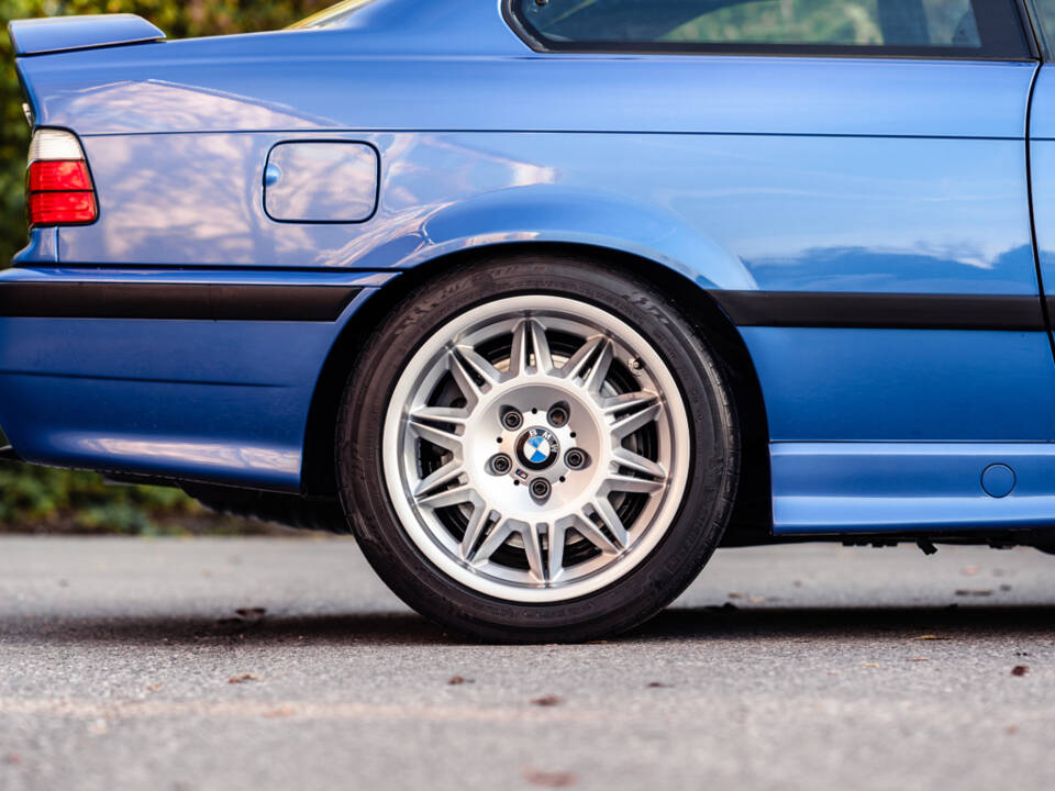 Image 31/42 of BMW M3 Sport Evo (1997)