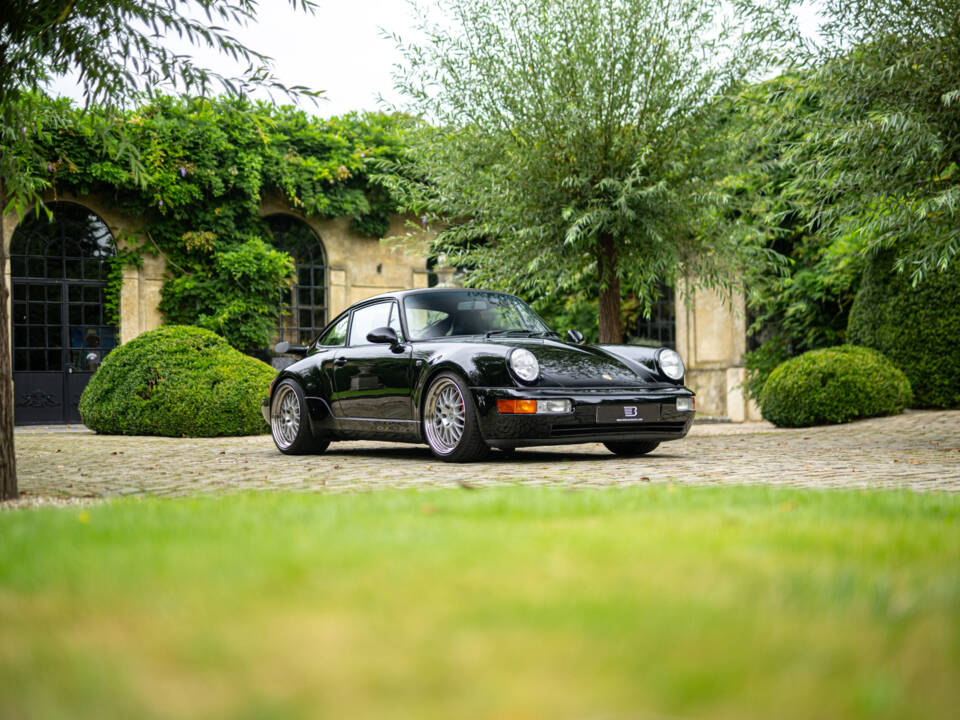 Image 9/64 de Porsche 911 Turbo 3.3 (1991)