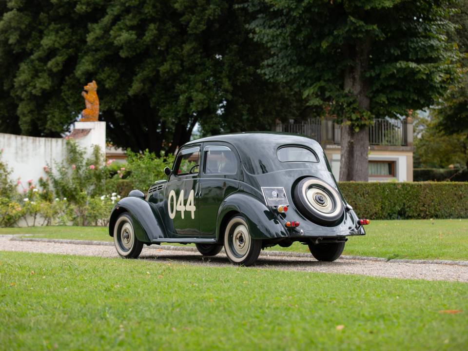 Imagen 5/31 de FIAT 1100 B (1948)