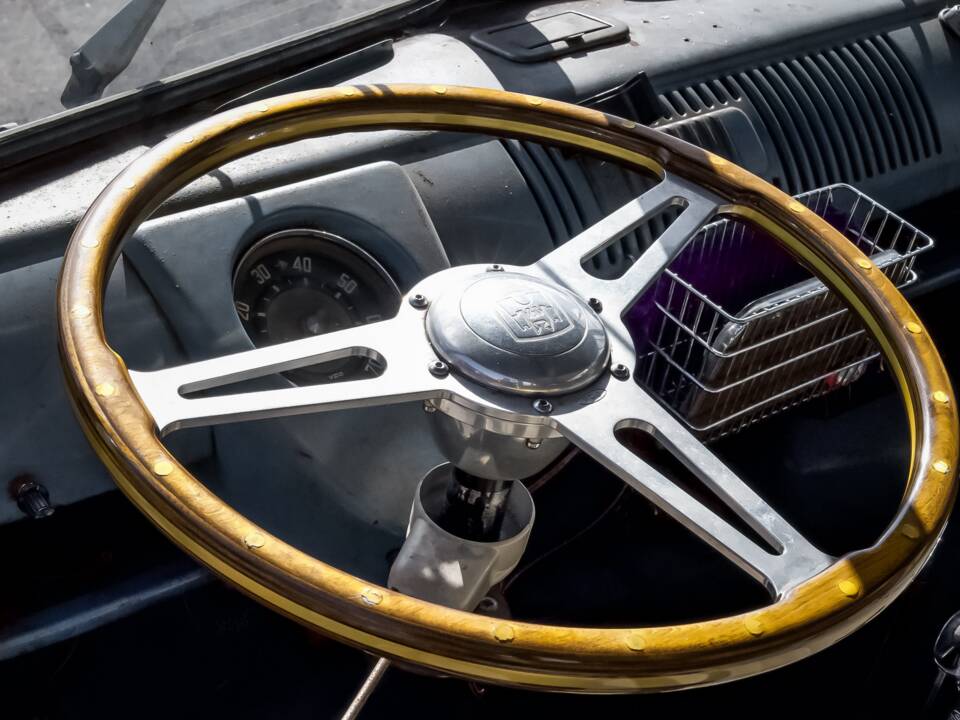 Bild 13/21 von Volkswagen T2 Pickup 1.6 (1959)