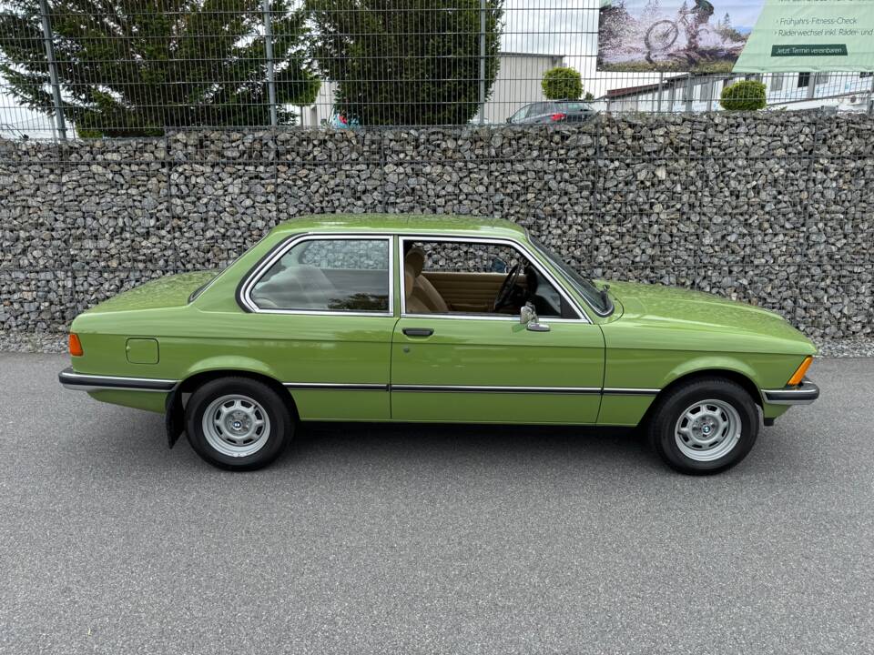 Bild 17/57 von BMW 320 (1978)