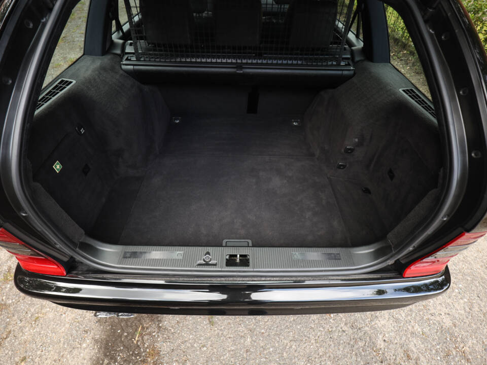 Bild 47/89 von Mercedes-Benz C 43 AMG T (1998)
