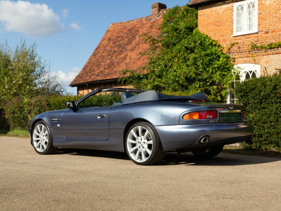 Bild 3/50 von Aston Martin DB 7 Vantage Volante (2003)