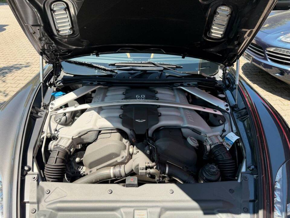 Bild 25/37 von Aston Martin Rapide (2010)