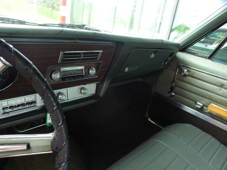 Imagen 10/15 de Oldsmobile Delta 88 (1967)