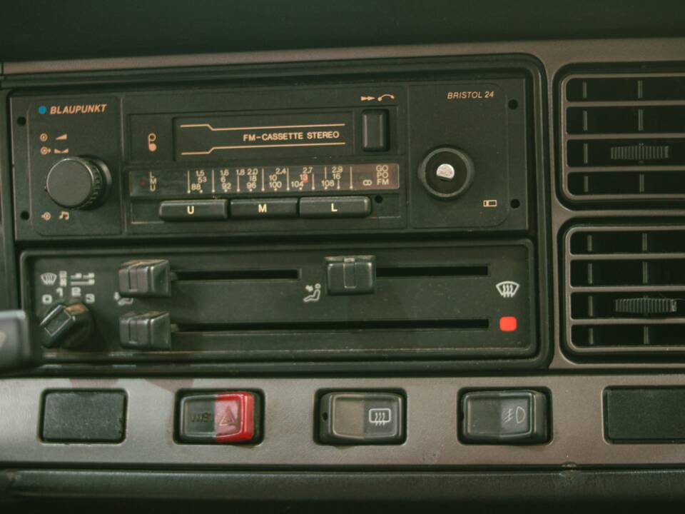 Afbeelding 30/37 van Volkswagen Passat 2.0 (1987)
