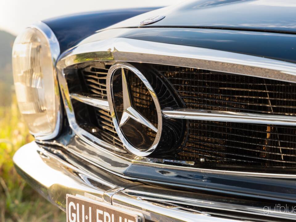 Image 27/79 de Mercedes-Benz 280 SL (1969)
