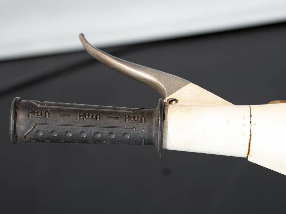 Image 11/32 of Piaggio DUMMY (1968)