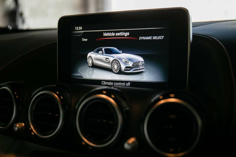 Image 22/50 of Mercedes-AMG GT-C Roadster (2017)