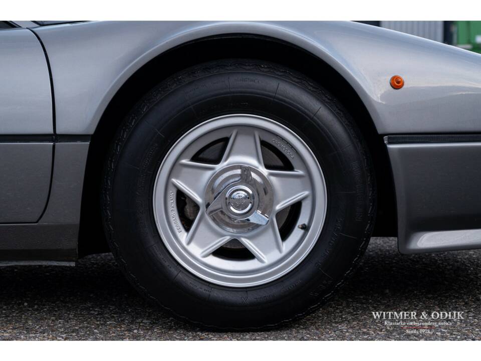 Bild 17/31 von Ferrari 512 BB (1980)