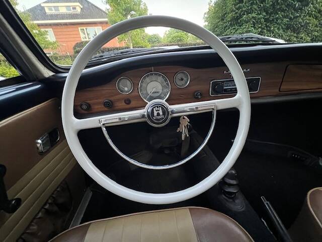 Image 12/14 of Volkswagen Karmann Ghia 1600 L (1968)