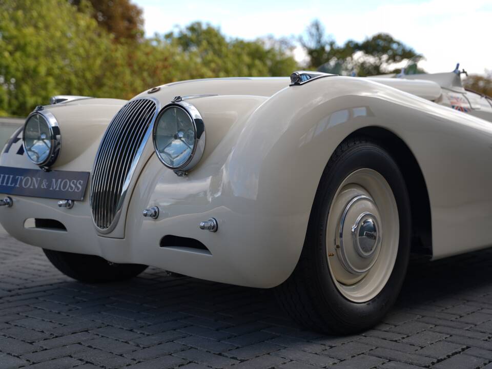 Image 34/50 of Jaguar XK 120 OTS (1950)